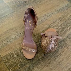 Gucci Raso Seta Crystal Embellished Blush high heel